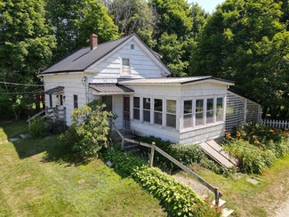 65 S Brewer Dr, Brewer, ME 04412