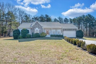 1610 Trading Post Rd, Huddleston, VA 24104