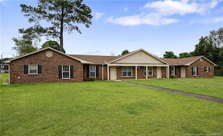 214 Crabapple Cir, Fayetteville, NC 28303