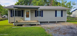 1007 Hayes St, Breaux Bridge, LA 70517