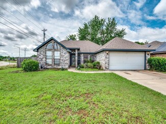 3008 Christopher Dr, Denton, TX 76209