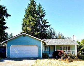 7169 E Raintree Ln, Port Orchard, WA 98366