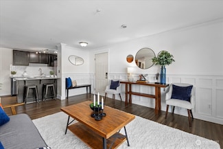 11915 Roseberg Ave S Unit 312, Seattle, WA 98168