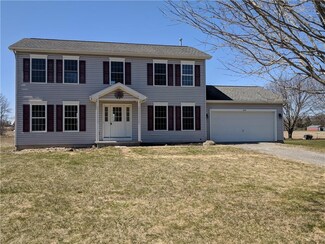 9022 Linwood Rd, Le Roy, NY 14482