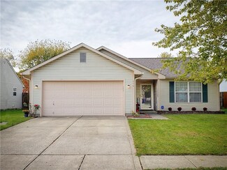 914 Washington Cove Ln, Indianapolis, IN 46229