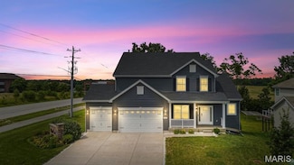 101 Hannahs Mill Dr, Lake Saint Louis, MO 63367