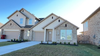 1033 Tillman Ln, East Bernard, TX 77435