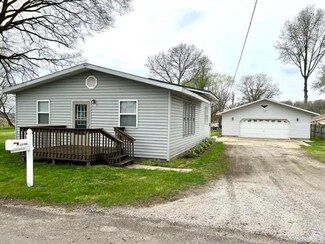 2135 S Rhea St, Knox, IN 46534