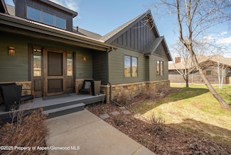 498 Red Cliff Cir, Glenwood Springs, CO 81601