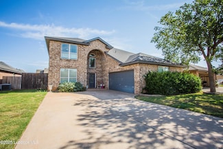 606 N 8th St, Wolfforth, TX 79382