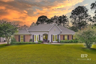 8900 Bay Point Dr, Elberta, AL 36530