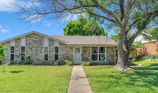 2910 Big Ben Ln, Garland, TX 75044
