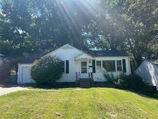 10233 Unicorn Dr, Saint Louis, MO 63137