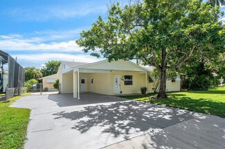 938 Saint George St, West Palm Beach, FL 33415