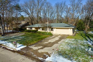 5120 Chickadee Dr, Kalamazoo, MI 49009