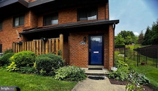 3418 Summit Ct NE Unit 3418, Washington, DC 20018