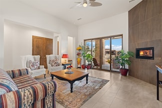 4 Camino de Colores, Santa Fe, NM 87506