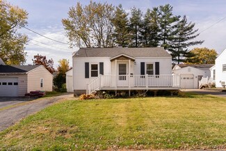 122 Mc Kenney Ave, Syracuse, NY 13211
