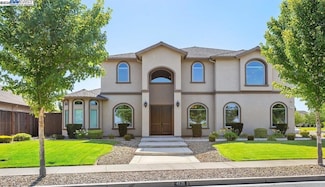 4121 Country Walk Ln, Turlock, CA 95382