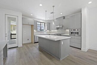 265 Fairchild Dr, Mountain View, CA 94043
