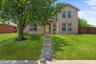 217 Buffalo Creek Dr, Desoto, TX 75115