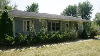 7360 N London Rd, Fairland, IN 46126