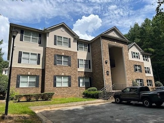 3237 Fairington Dr, Lithonia, GA 30038