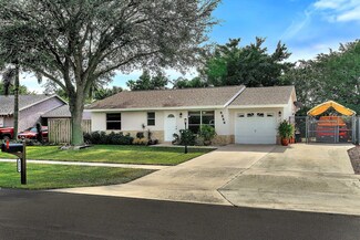 4556 Carthage Cir S, Lake Worth, FL 33463