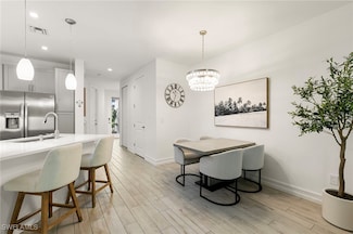 7622 Rockefeller Dr, Naples, FL 34119