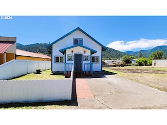 47638 Highway 58, Oakridge, OR 97463