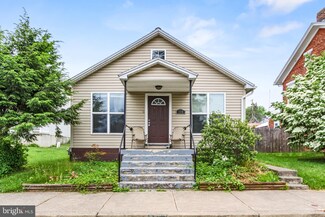 135 N Main St, Mount Wolf, PA 17347