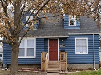 19163 Beaconsfield St, Detroit, MI 48224