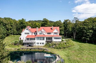 884 Wade Pasture Rd, Stowe, VT 05672