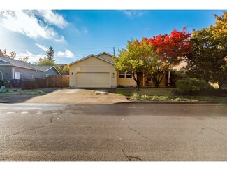 2446 Devon Ave, Eugene, OR 97408