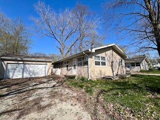 1101 N Coler Ave, Urbana, IL 61801