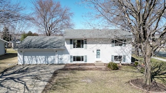 1109 5th St NE, Stewartville, MN 55976