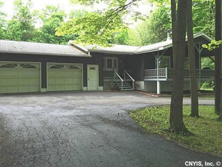 2946 Weller Rd, Weedsport, NY 13166