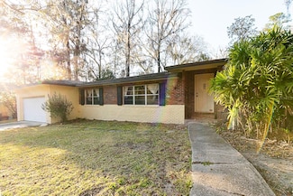 2616 NW 18th Way, Gainesville, FL 32605