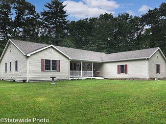 38 Martin Rd, Douglas, MA 01516