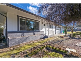 1816 NE 132nd Ave, Portland, OR 97230