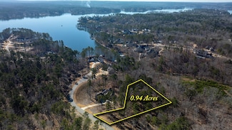1129 Fox Squirrel Dr, Greensboro, GA 30642