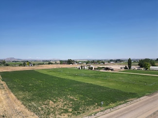 26737 Chips Ln, Parma, ID 83660