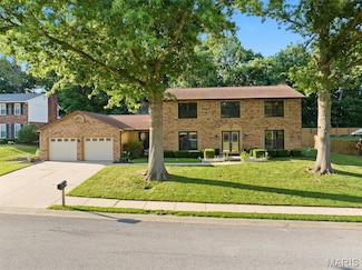 28 Shallowbrook Dr, O Fallon, IL 62269