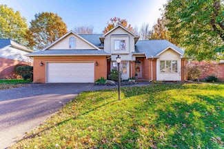 8855 Camelot Dr, Newburgh, IN 47630