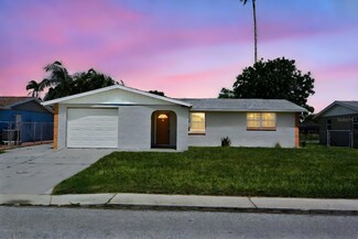2252 Society Dr, Holiday, FL 34691