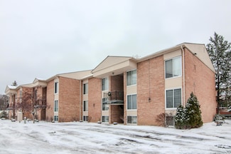 4194 Packard St Unit 1, Ann Arbor, MI 48108