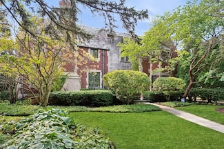 745 Michigan Ave, Wilmette, IL 60091