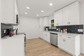 2003 Deerfield Dr, Carrollton, TX 75007