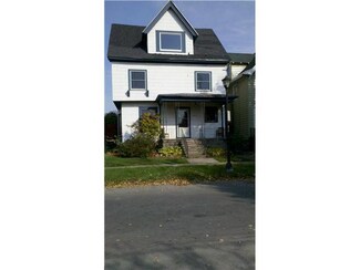 871 7th St, Buffalo, NY 14213