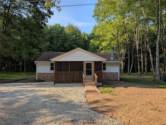 1364 Sioux Ln, Espyville, PA 16424